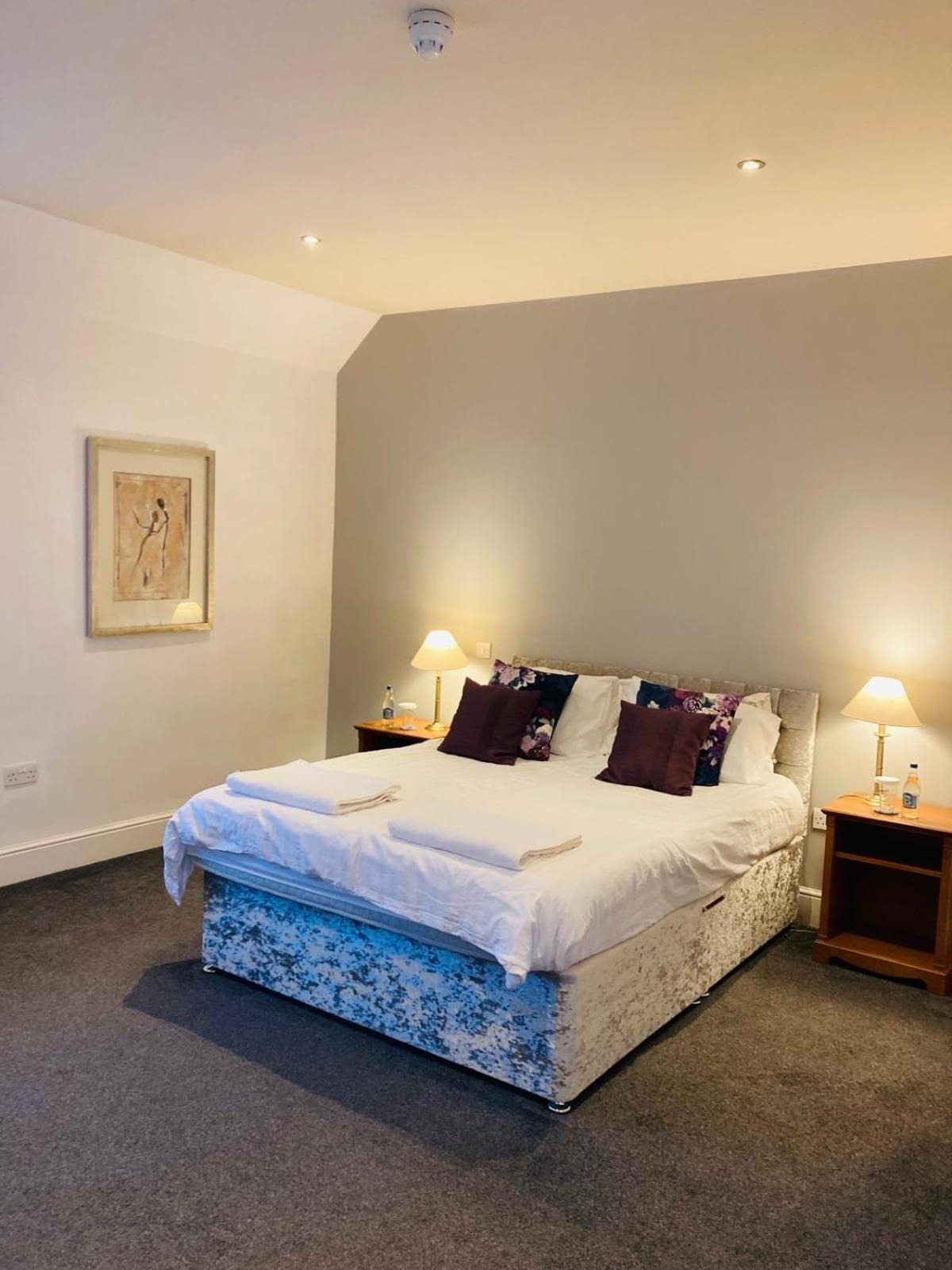 Bed and Breakfast The Coach And Horses Winchester Exterior foto